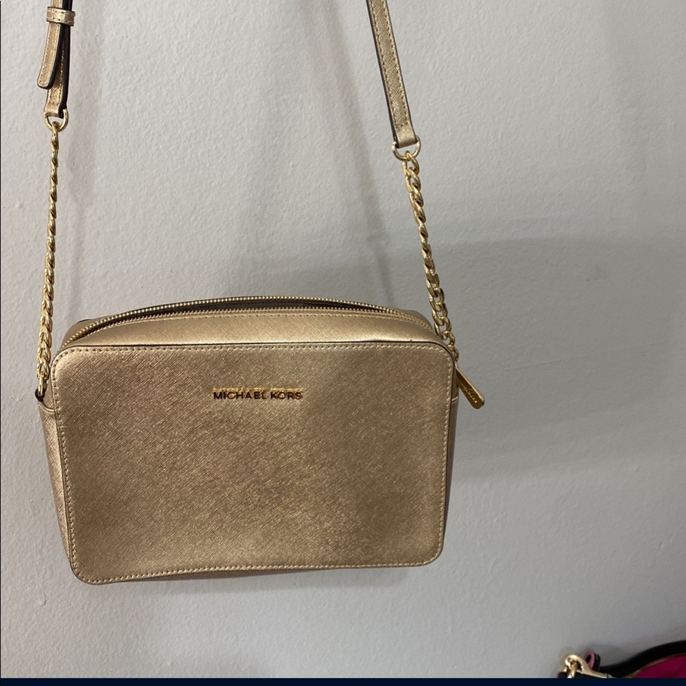 michael kors gold purse